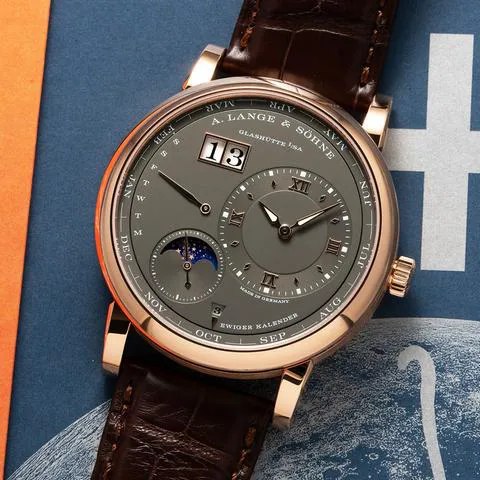 A. Lange & Söhne Lange 1 345.033 12.1mm Rose gold Gray 10