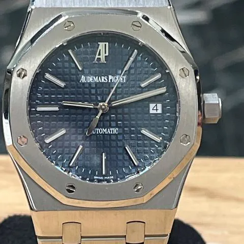 Audemars Piguet Royal Oak 15300ST.OO.1220ST.02 39mm Stainless steel Blue 1