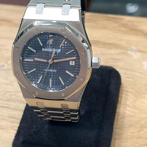 Audemars Piguet Royal Oak 15300ST.OO.1220ST.02 39mm Stainless steel Blue 3