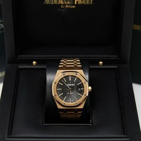 Audemars Piguet Royal Oak 15400OR.OO.1220OR.01 41mm Rose gold Black