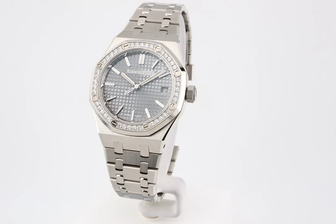 Audemars Piguet Royal Oak 15551ST.ZZ.1356ST.03 37mm Stainless steel Gray 8