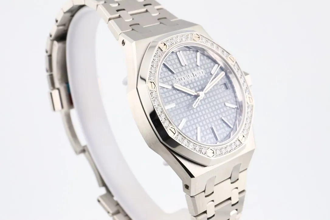 Audemars Piguet Royal Oak 15551ST.ZZ.1356ST.03 37mm Stainless steel Gray 10