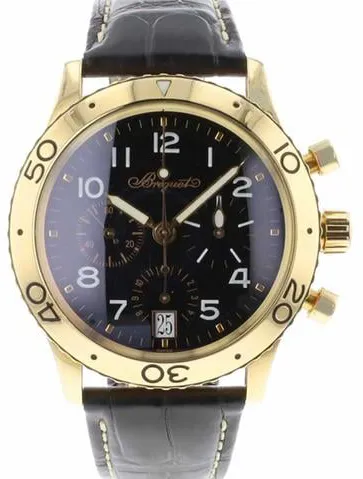 Breguet Type XX - XXI - XXII 3820 39.5mm Yellow gold Black