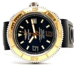 Breitling Superocean C1739112 44mm Yellow gold and stainless steel Black