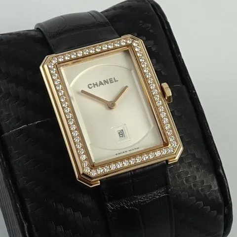 Chanel Boy-Friend H4469 26.5mm Yellow gold White