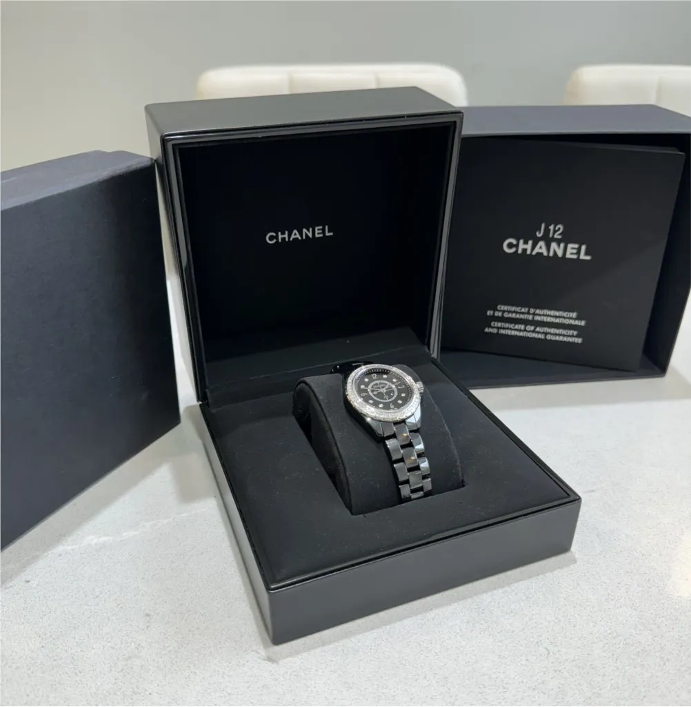 Chanel J12 H3108 33mm Black ceramic Black 1