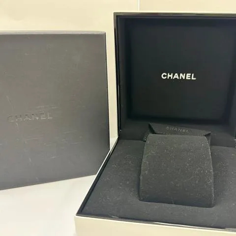 Chanel Mademoiselle H7481 38mm Ceramic White 6