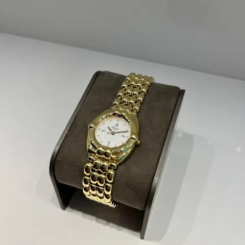 Chopard Gstaad 8112 24mm Yellow gold White