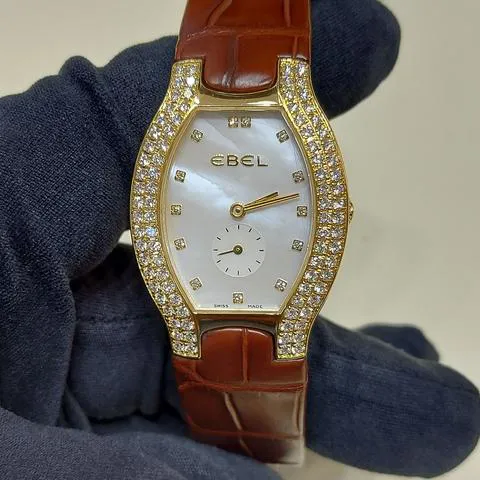 Ebel Beluga nullmm Yellow gold Mother-of-pearl