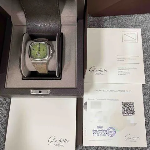 Glashütte Seventies Chronograph Panorama Date 1-37-02-09-02-62 40mm Stainless steel Green