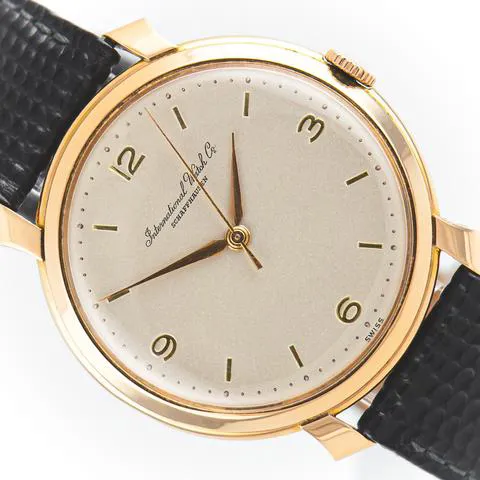 IWC 37mm Yellow gold Silver