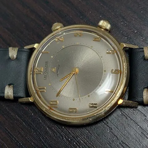 Jaeger-LeCoultre Memovox 34mm Yellow gold Grey 12