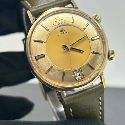 Jaeger-LeCoultre Memovox 34mm Yellow gold Champagne