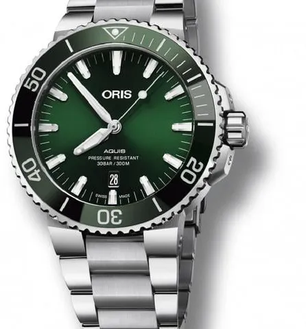 Oris Aquis Date 01 733 7730 4157-07 8 24 05PEB 43.5mm Stainless steel Green