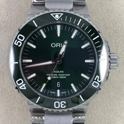 Oris Aquis Date 01 733 7730 4157-07 8 24 05PEB 43.5mm Stainless steel Green