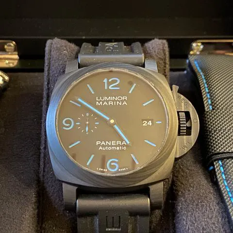 Panerai Luminor GMT Automatic PAM 01661 44mm Carbon fiber Black