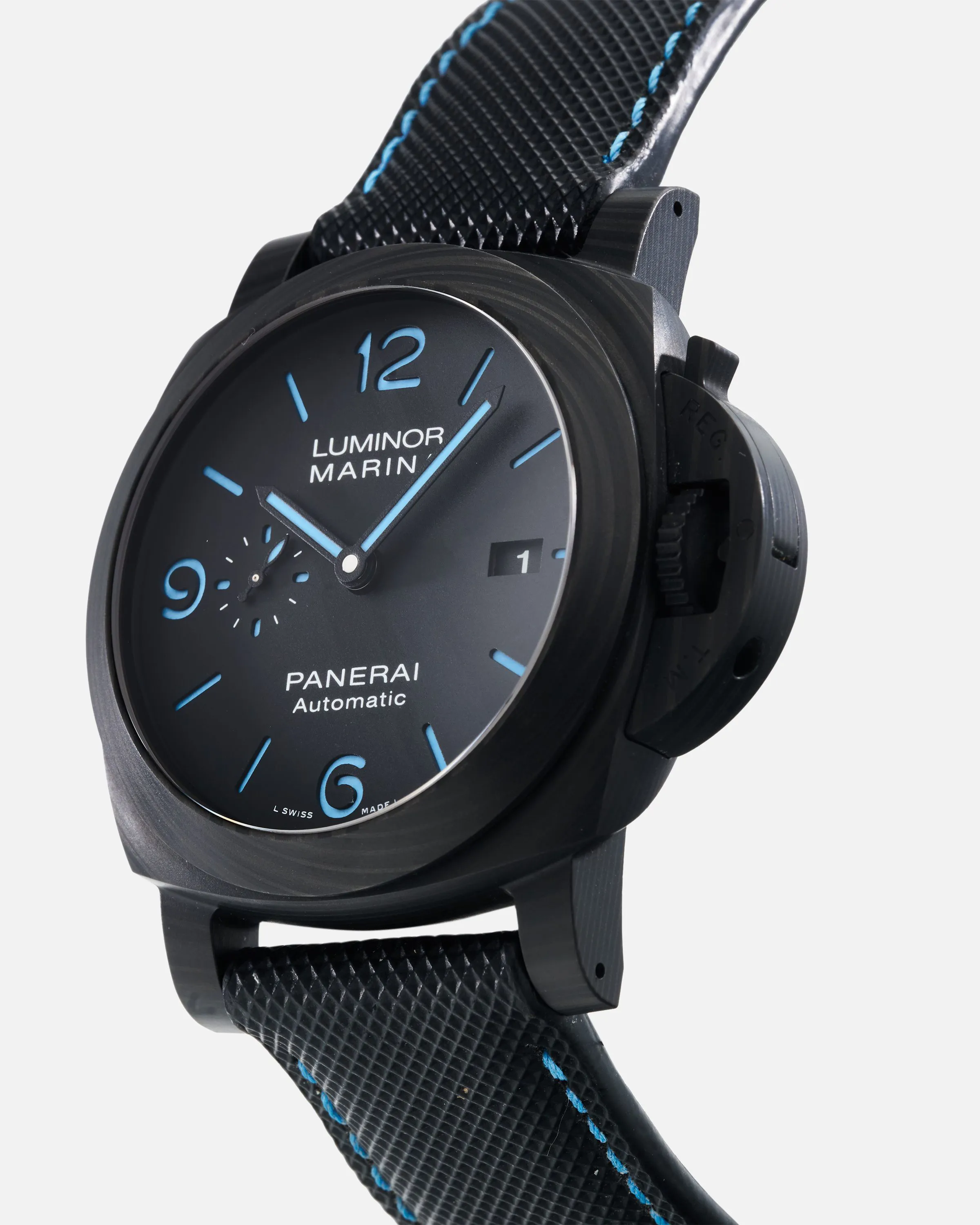 Panerai Luminor GMT Automatic PAM 01661 44mm Carbon fiber Black 1