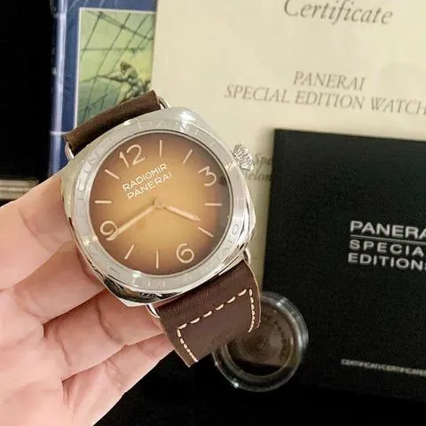 Panerai Radiomir PAM 00687 47mm Stainless steel Brown