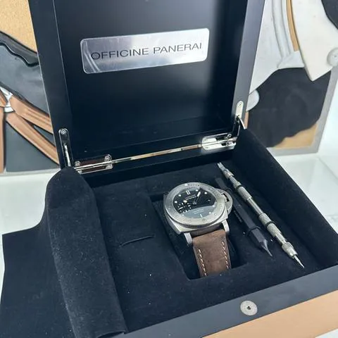 Panerai Submersible PAM 00305 47mm Tantalum Black 9