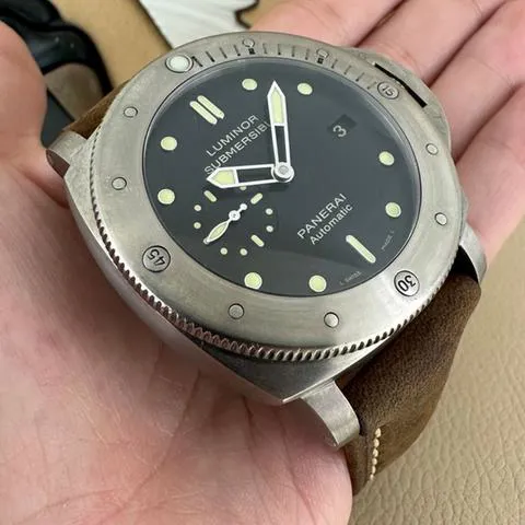 Panerai Submersible PAM 00305 47mm Tantalum Black 11