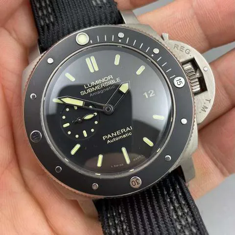 Panerai Submersible PAM 00389 47mm Titanium Black