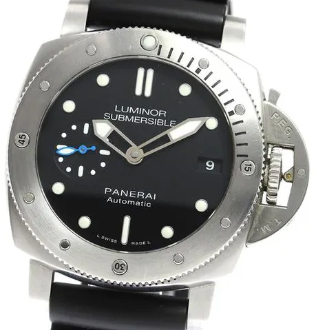 Panerai Submersible PAM 00682 42mm Stainless steel Black