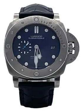 Panerai Submersible PAM 00692 47mm Titanium Blue 3