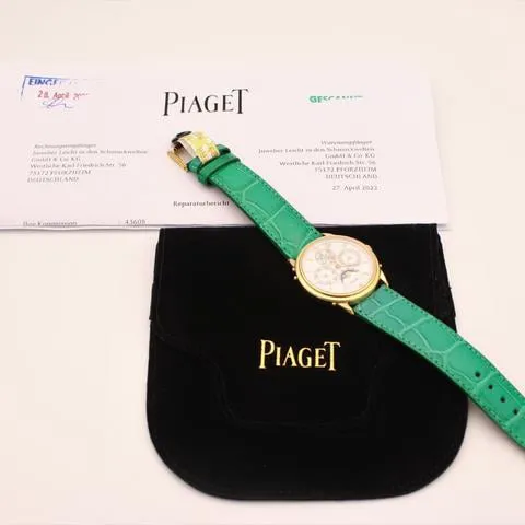 Piaget Gouverneur 15918 33mm Yellow gold White