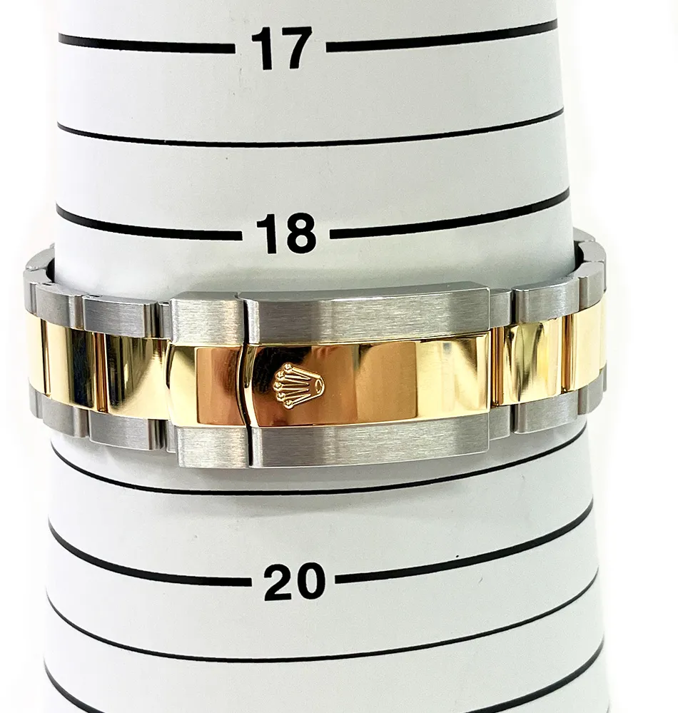 Rolex Sky-Dweller 336933 42mm Yellow gold and stainless steel Champagne 4