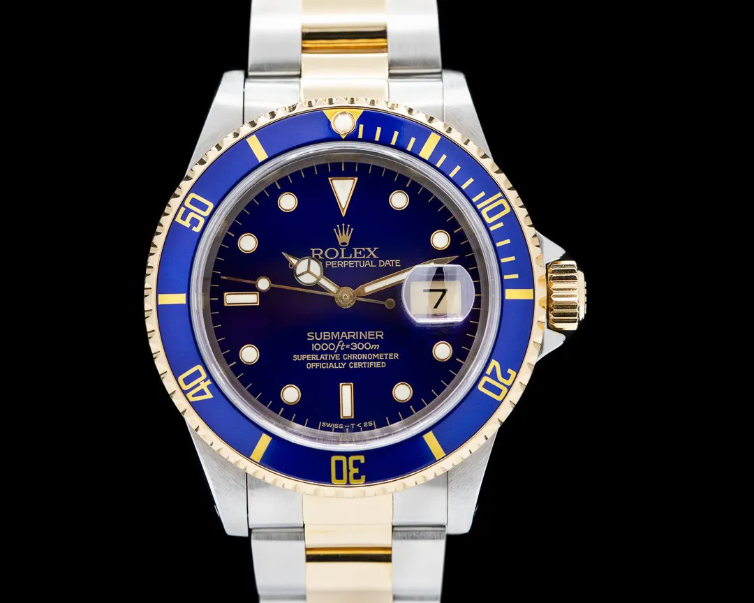 Rolex Submariner 16613 40mm Yellow gold and stainless steel Blue