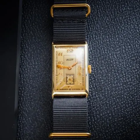 Tissot 22mm Yellow gold Gold 8