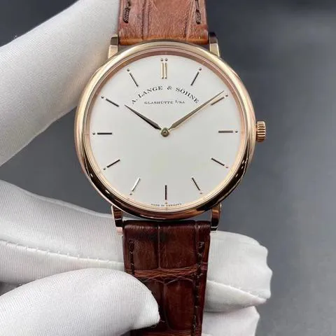 A. Lange & Söhne Saxonia 211.033 40mm Rose gold Silver