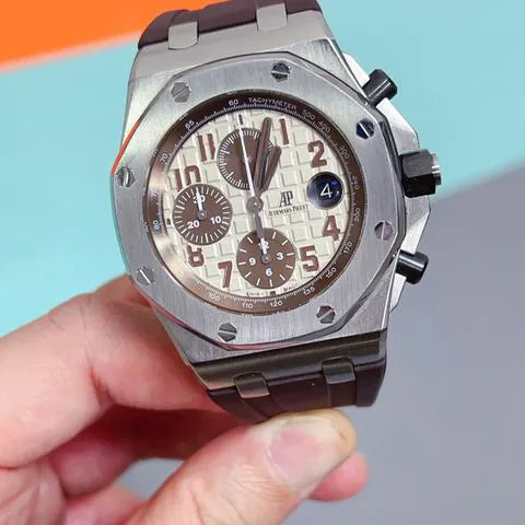 Audemars Piguet Royal Oak Offshore 26470ST.OO.A801CR.01 42mm Stainless steel Beige