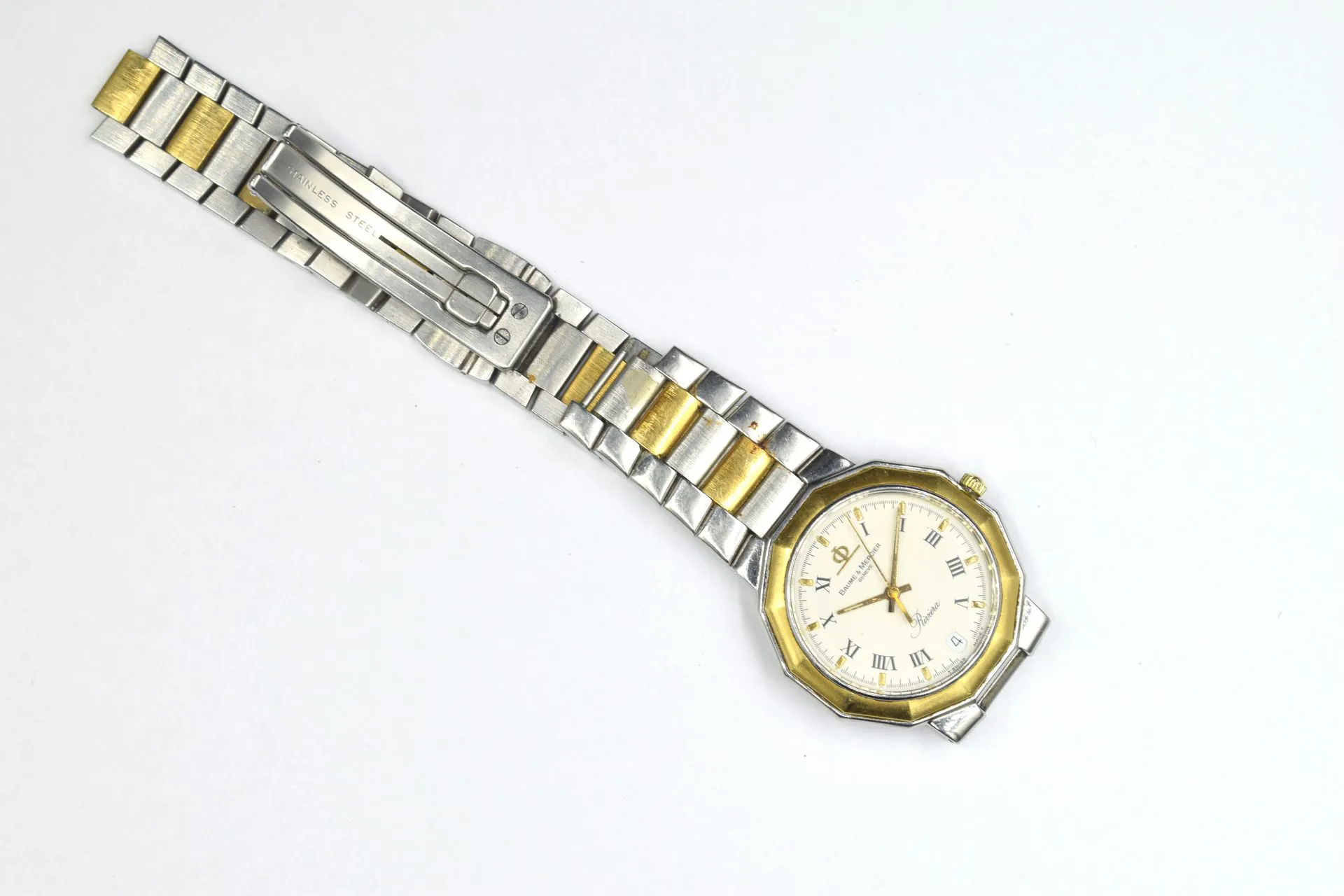 Baume & Mercier Riviera 35mm Stainless steel and Gilt White