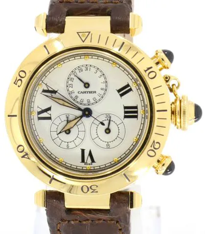 Cartier Pasha 1353-1 36mm Yellow gold White