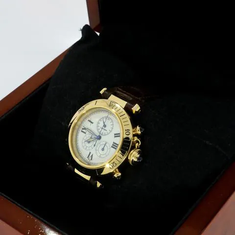 Cartier Pasha 1353-1 36mm Yellow gold White 1