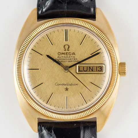 Omega Constellation Day-Date 168.029 34.5mm Yellow gold