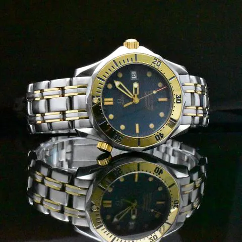 Omega Seamaster Diver 300M 23.62.00 36mm Yellow gold and stainless steel Blue 1