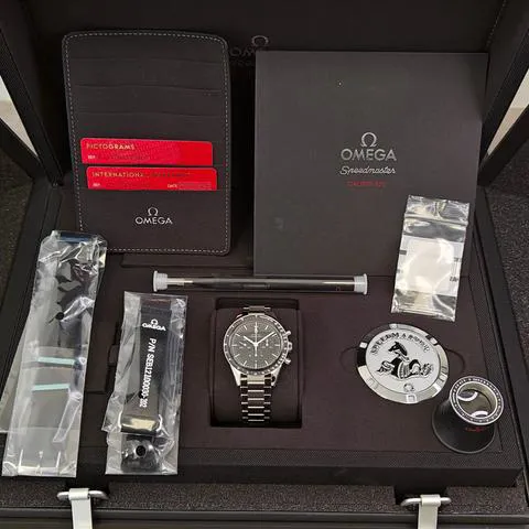 Omega Speedmaster 311.30.40.30.01.001 39.5mm Steel Black