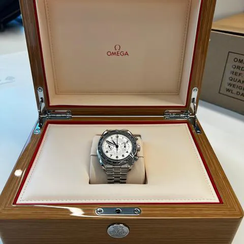 Omega Speedmaster 329.30.43.51.02.001 43mm Silver