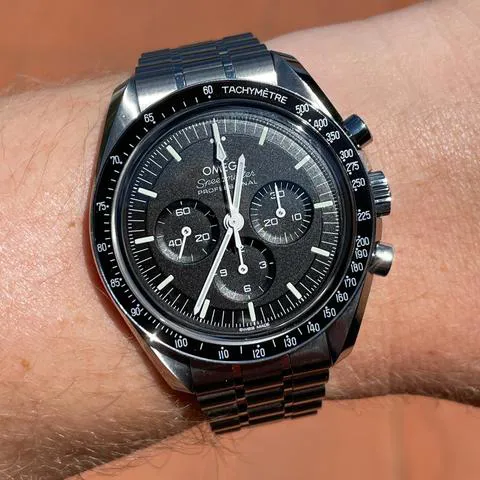 Omega Speedmaster Moon watch 310.30.42.50.01.002 42mm Stainless steel Black