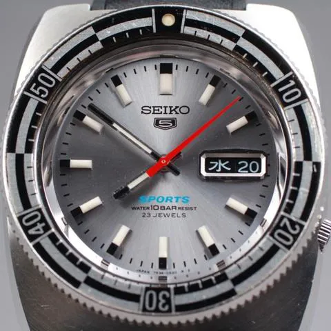 Seiko 5 Sports 7S36-0070 40mm Stainless steel Silver