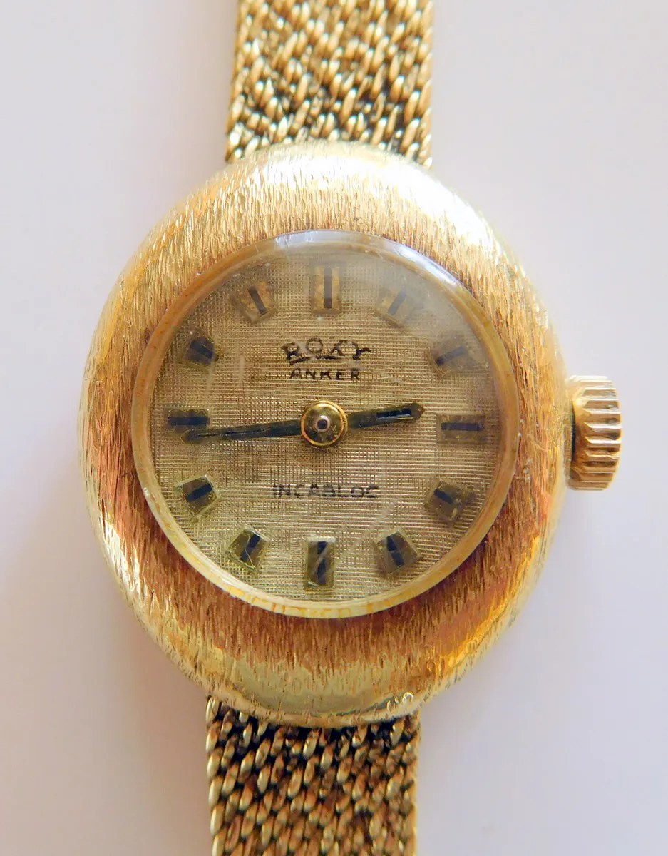 Roxy Yellow gold