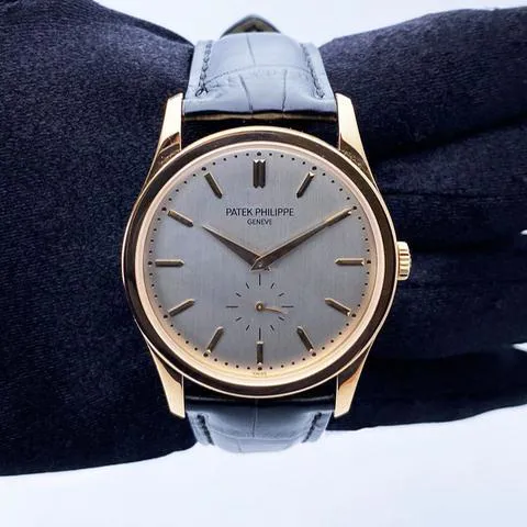 Patek Philippe Calatrava 5196R-001 37mm Rose gold Silver 1