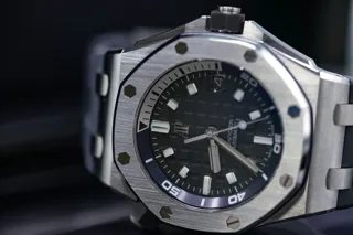 Audemars Piguet Royal Oak Offshore Diver 15720ST.OO.A009CA.01 Stainless steel Gray