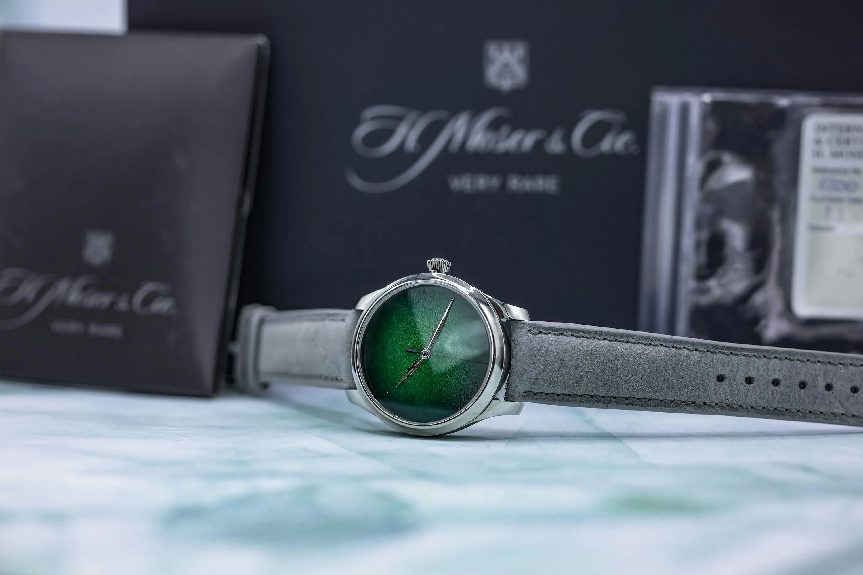 H. Moser & Cie. Endeavour 1200-1233 40mm Stainless steel Green 4