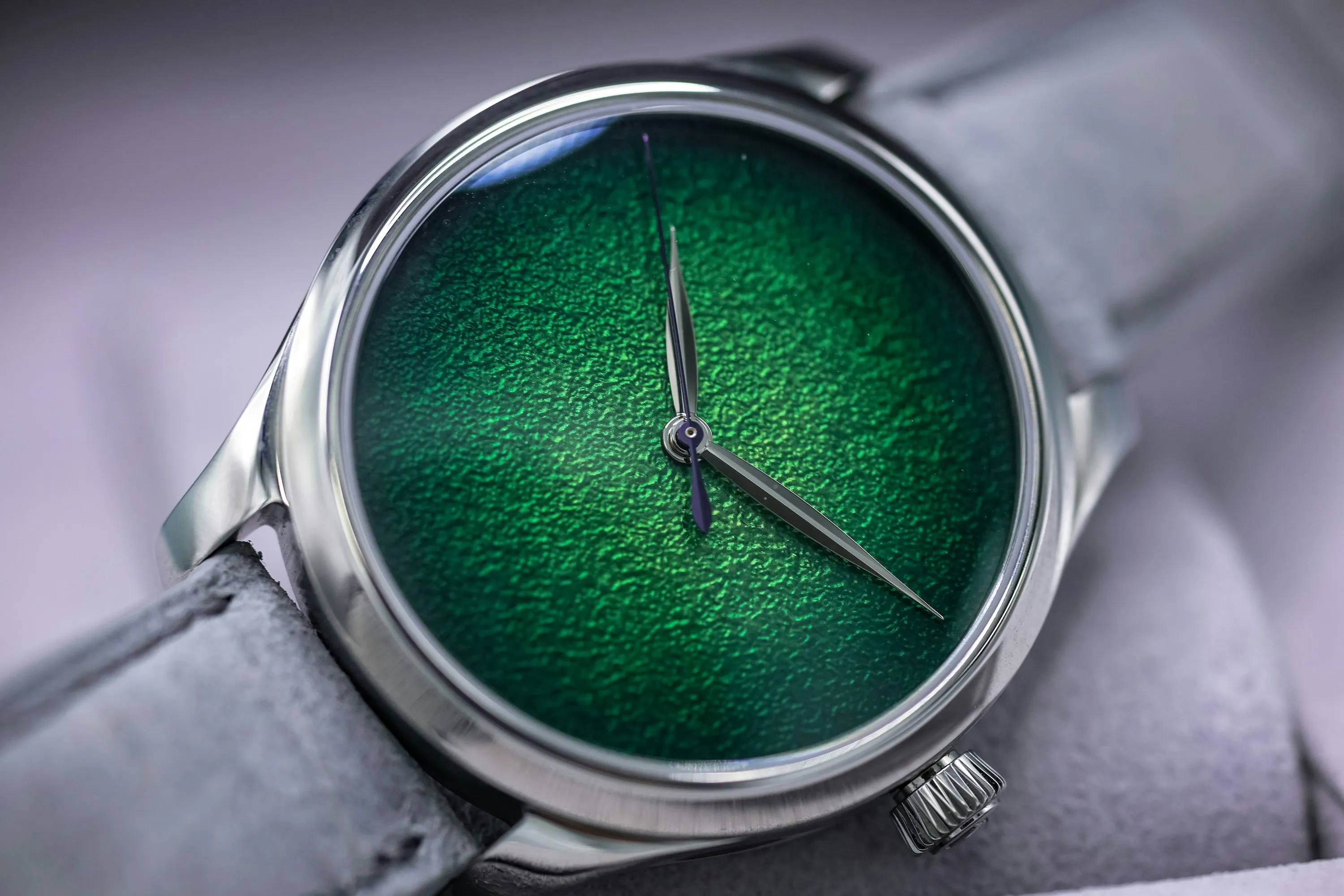 H. Moser & Cie. Endeavour 1200-1233 40mm Stainless steel Green 7