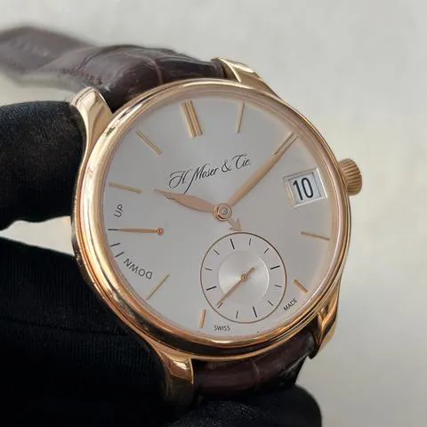 H. Moser & Cie. Endeavour 1341-0103 40mm Rose gold Silver 2