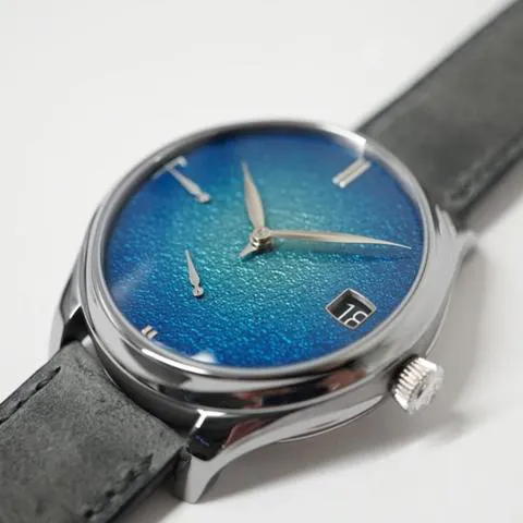 H. Moser & Cie. Endeavour 1800-2000 Tantalum Blue