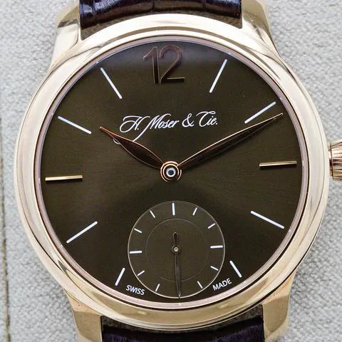 H. Moser & Cie. Endeavour 321.503-015 Rose gold Brown